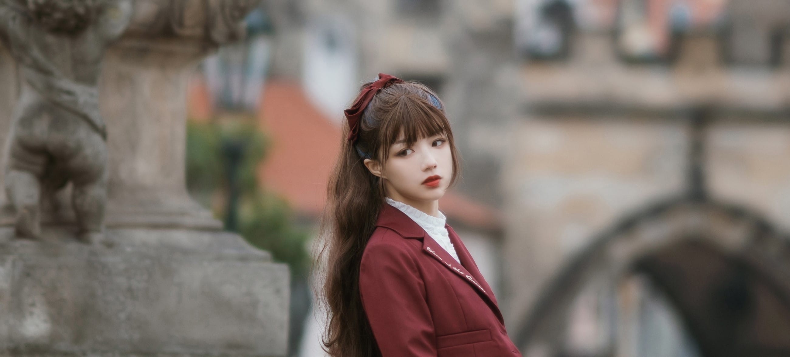 丝袜制服美女
